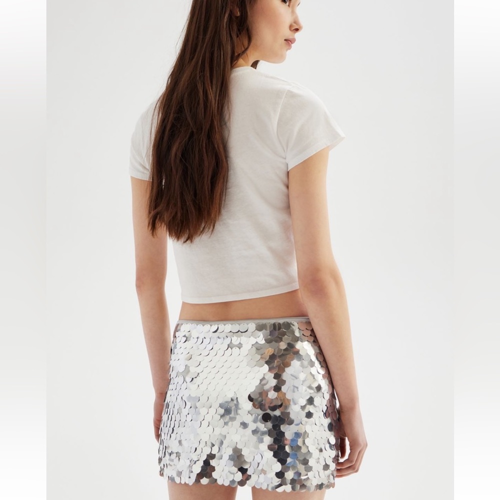 Urban Outfitters Zinnia Sequin Low-Rise Mini Skirt - Size Small